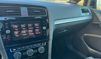 VOLKSWAGEN GOLF GTI pieno