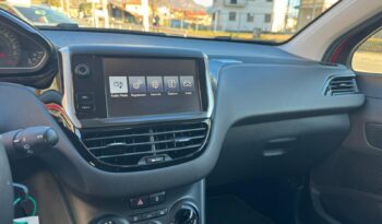 Peugeot 208 pieno