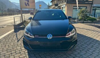 VOLKSWAGEN GOLF GTI pieno