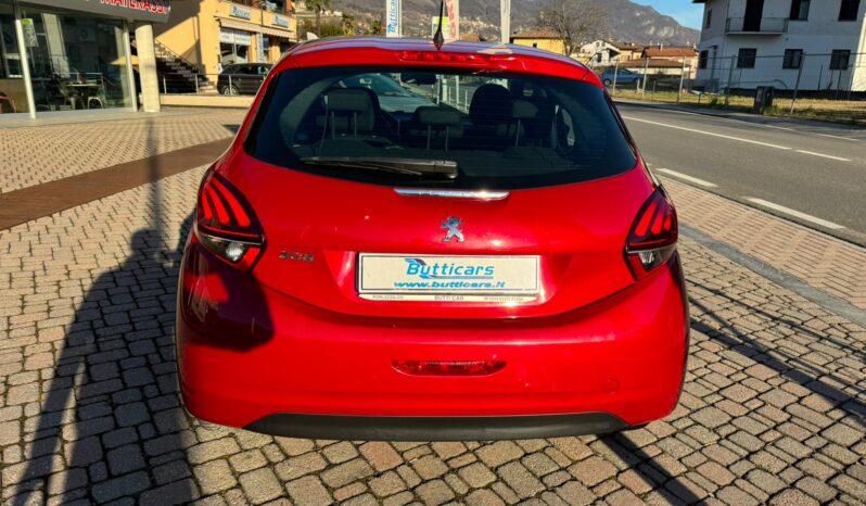 Peugeot 208 pieno