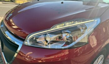 Peugeot 208 pieno