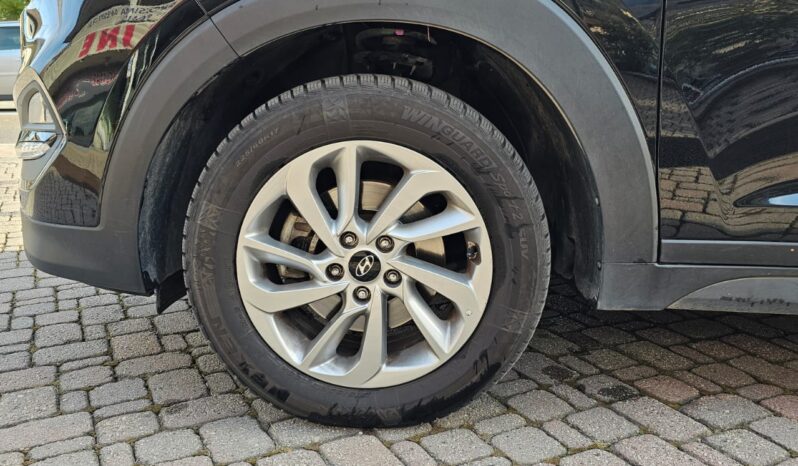 Hyundai Tucson pieno